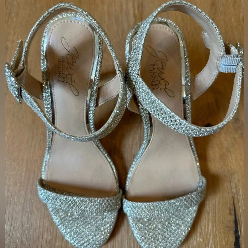 Jewel Badgley Mischka Glitter Alina sandal special occasion wedding shoe - Picture 9 of 11